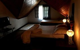 Le Fumoir Guest House Familiale